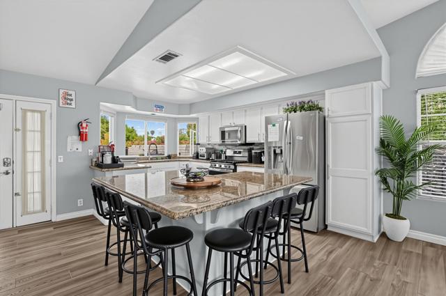 44795 Cabrillo Avenue, Palm Desert, CA 92260