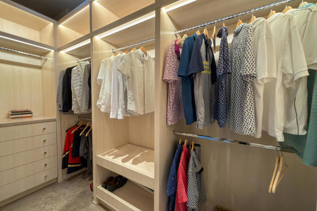 740 N Prescott Drive, Palm Springs CA: https://media.crmls.org/mediaz/fd08f884-ba87-4d87-8806-5eec609ea047.jpg