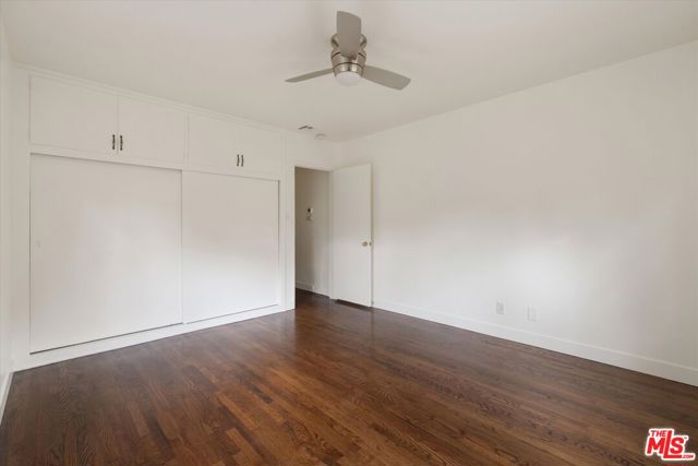 821 Laveta Terrace, Los Angeles CA: https://media.crmls.org/mediaz/fd09ab21-86cc-4828-b4c0-006b3ce0ece9.jpg