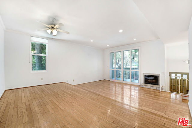 631 Strand Street, Santa Monica CA: https://media.crmls.org/mediaz/fd0a3d53-1d3c-4c9d-9dcd-78640e23b085.jpg