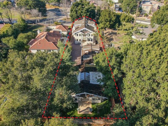 148 Kingsley Avenue, Palo Alto CA: https://media.crmls.org/mediaz/fd0b3366-61de-4f4c-90d8-8a3ae66c1e0d.jpg