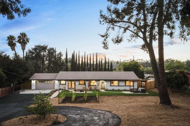 3226 Summit Drive, Escondido CA: https://media.crmls.org/mediaz/fd0c22c9-ba85-436e-ba61-ba54002f2a9d.jpg