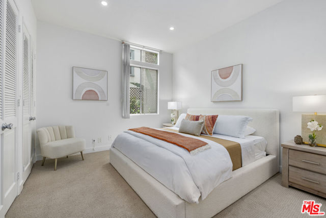 350 S Spalding Drive, Beverly Hills CA: https://media.crmls.org/mediaz/fd0d32fc-ed84-4dec-b5d8-942e597e5256.jpg
