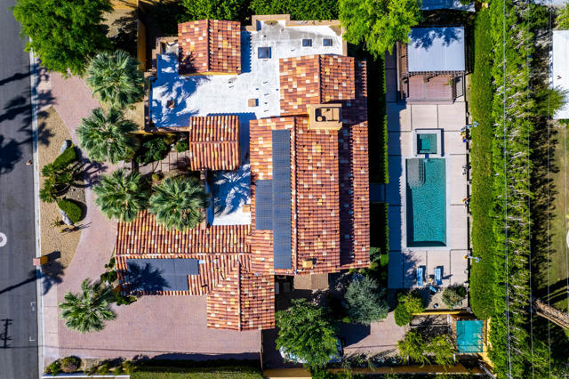 73342 Bursera Way, Palm Desert CA: https://media.crmls.org/mediaz/fd0d4484-1a2d-4a8c-a6c1-eaaff422b9da.jpg