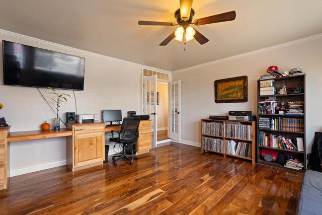 1091 Nez Perce Drive, Hollister CA: https://media.crmls.org/mediaz/fd0d4bce-e428-43fe-9d2b-95caecae53a4.jpg