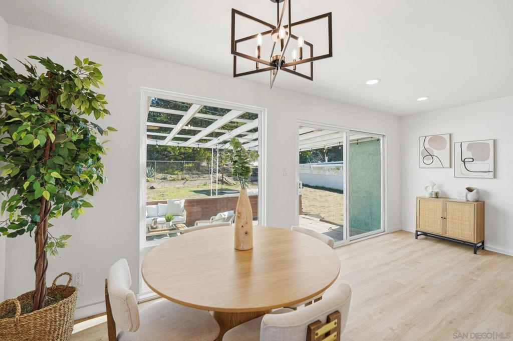 MLS #250045040SD image #14