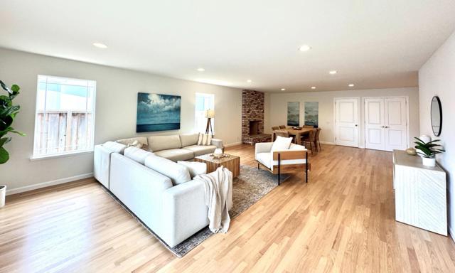 651 Spruce Street, Half Moon Bay CA: https://media.crmls.org/mediaz/fd0d89e3-64f5-4229-a289-34795bbcd43b.jpg