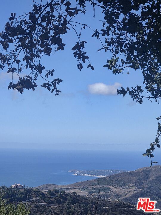 Drew Fenton | 190 Loma Metisse Road Malibu CA | MLS: 7251668