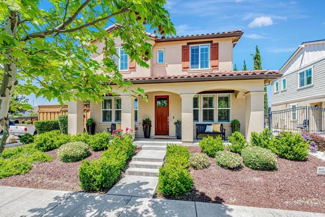 195 Peral Avenue, Morgan Hill CA: https://media.crmls.org/mediaz/fd0de82f-a66e-4848-a117-f516cfb5dd3e.jpg