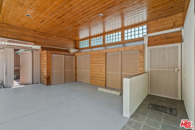 3928 Clayton Avenue, Los Angeles CA: https://media.crmls.org/mediaz/fd0e6c22-a4c7-46e6-9394-79ff4bbc6c9f.jpg