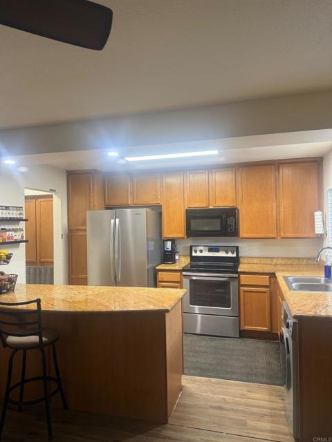 Detail Gallery Image 7 of 12 For 615 Fredricks Ave. #113,  Oceanside,  CA 92058 - 2 Beds | 2 Baths