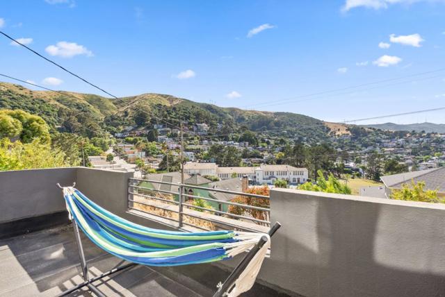 239 Tulare Street, Brisbane CA: https://media.crmls.org/mediaz/fd1022bc-65e1-45ea-b430-fa3b45c1d4bc.jpg