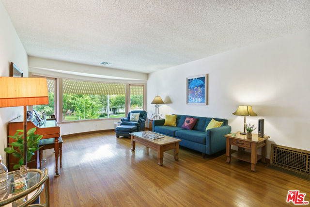 1069 East Grinnell Drive photo 4