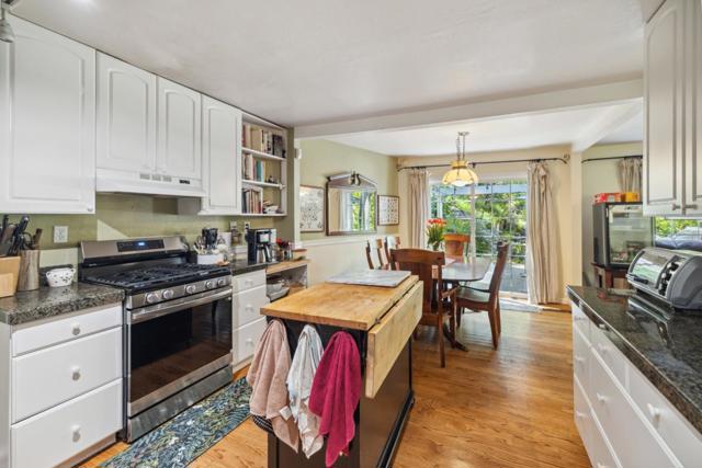 600 Cook Way, Ben Lomond CA: https://media.crmls.org/mediaz/fd107b46-41e9-4a0e-8b66-f34e5721aaea.jpg