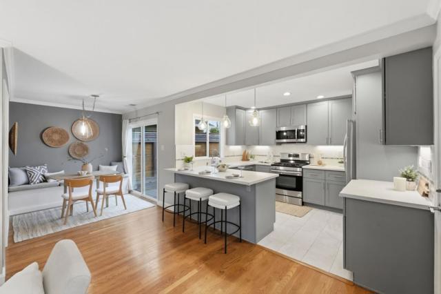 71 Salada Avenue, Pacifica CA: https://media.crmls.org/mediaz/fd11f621-8937-4cc6-afb4-b8c5163a597b.jpg