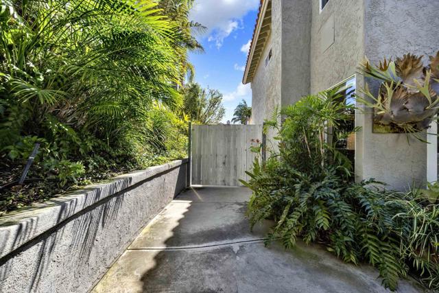Detail Gallery Image 52 of 69 For 5071 Nighthawk Way, Oceanside,  CA 92056 - 3 Beds | 2/1 Baths