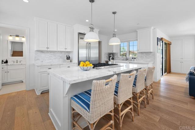 Detail Gallery Image 7 of 22 For 8014 La Jolla Shores Dr, La Jolla,  CA 92037 - 3 Beds | 3/1 Baths