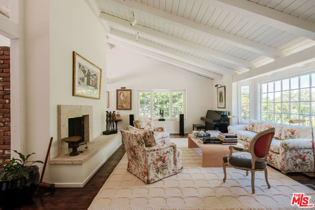 9430 Eden Drive photo 3