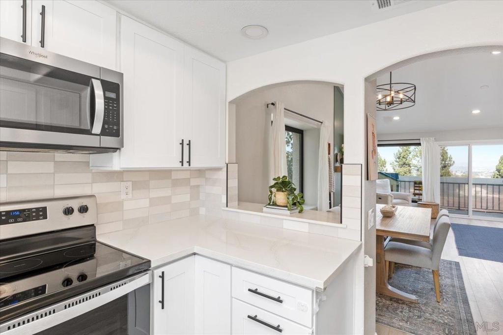 16266 Avenida Venusto - photo 11