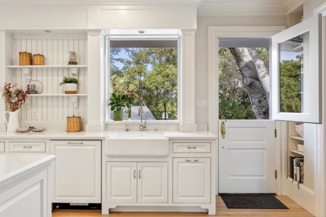 19050 Camino Barco, Saratoga CA: https://media.crmls.org/mediaz/fd130c47-2388-46b8-9ca0-008a5190cd23.jpg