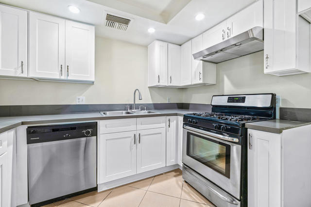 1602 S Andee Drive, Palm Springs CA: https://media.crmls.org/mediaz/fd1343a8-65c7-4756-bcbf-60b444d21133.jpg