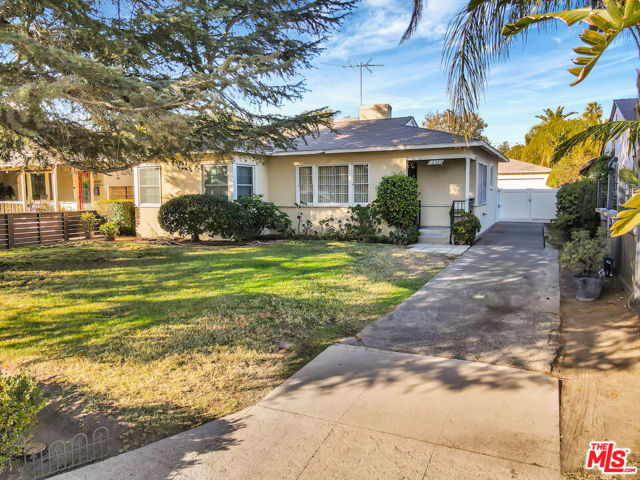 12307 Collins Street photo 7