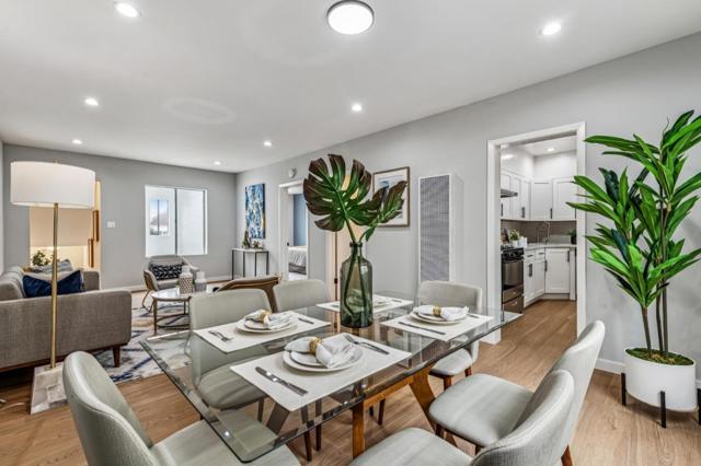 17221724 48th Avenue, San Francisco CA: https://media.crmls.org/mediaz/fd147906-549b-42c8-bd38-92416f7a0f17.jpg