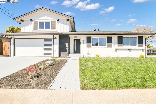 8794 Wicklow Ln, Dublin CA: https://media.crmls.org/mediaz/fd15004f-972b-454f-9007-10fd4c840941.jpg