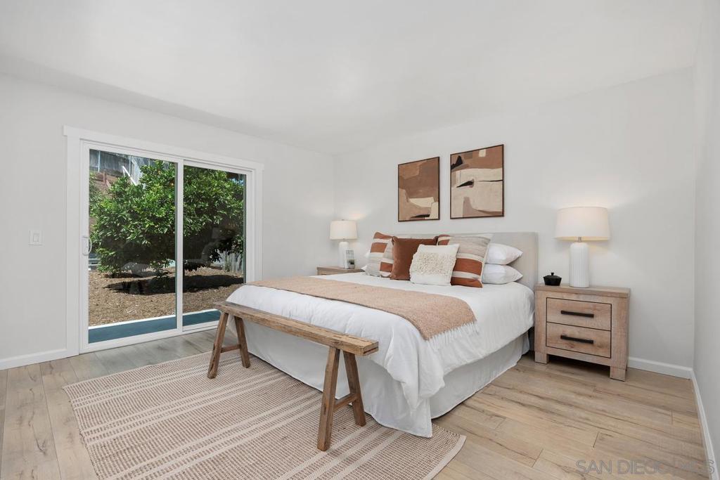 1570 Avenida De Los Lirios - photo 10