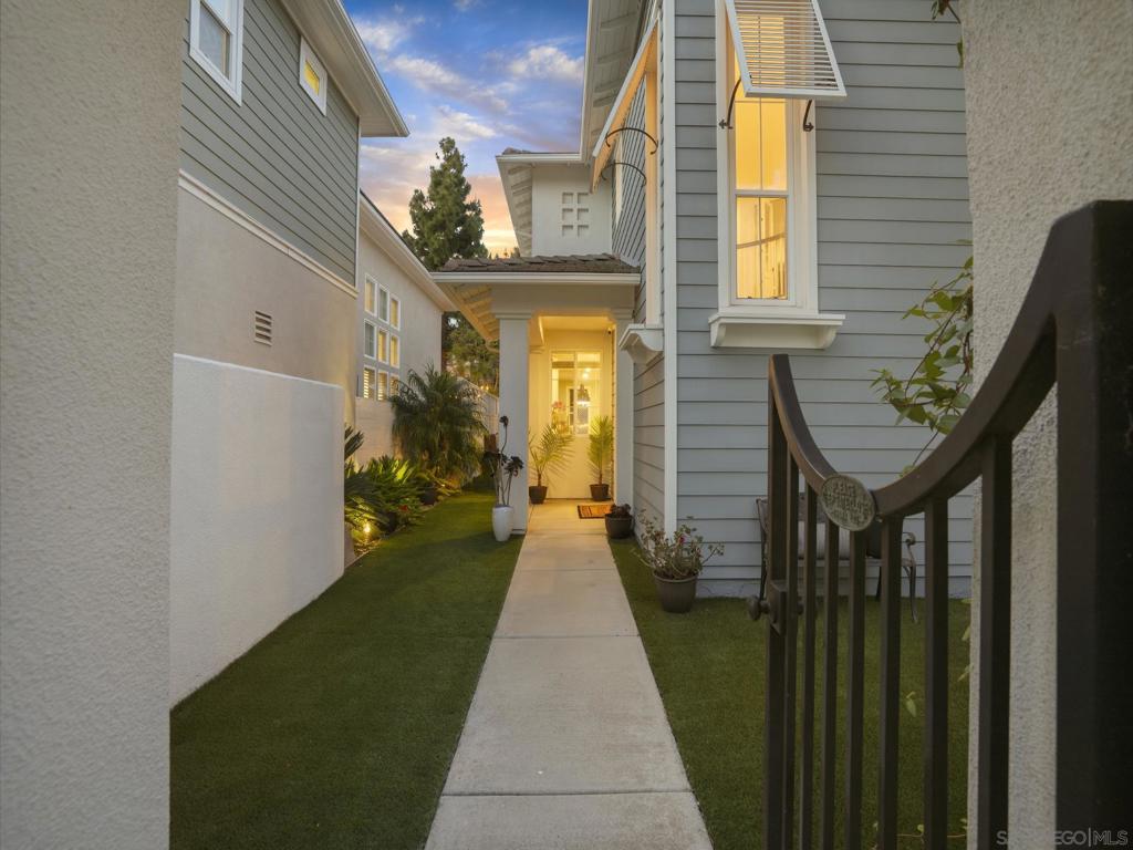 4654 Vereda Mar Del Sol - photo 3