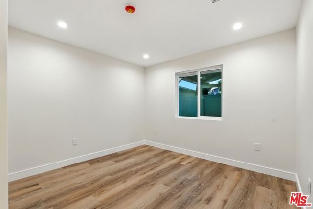 4340 2nd Avenue, Los Angeles CA: https://media.crmls.org/mediaz/fd17a7c6-d9e9-447f-866b-79f374da41f2.jpg