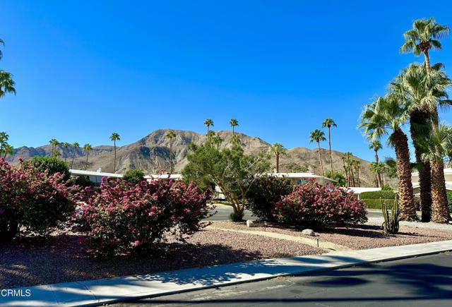 69850 CA-111, Rancho Mirage CA: https://media.crmls.org/mediaz/fd17b148-25eb-426b-967b-52be55ba83bd.jpg