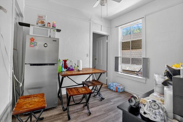 422 N 5th Street, San Jose CA: https://media.crmls.org/mediaz/fd182c2e-7d7f-4f28-96b6-021556d4c651.jpg