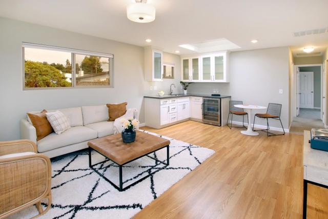 217 Valencia Avenue, Aptos CA: https://media.crmls.org/mediaz/fd1863c6-2ec2-43c9-a6bf-c545d2ce2bf2.jpg