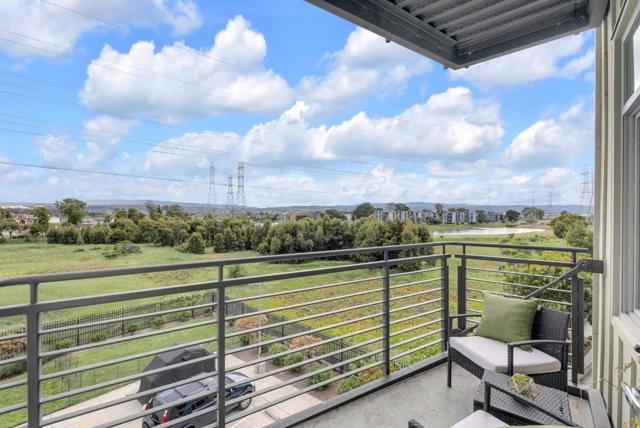 400 Mariners Island Boulevard, San Mateo CA: https://media.crmls.org/mediaz/fd19454d-fc92-4f2b-b7ef-a75c7c7c93e6.jpg