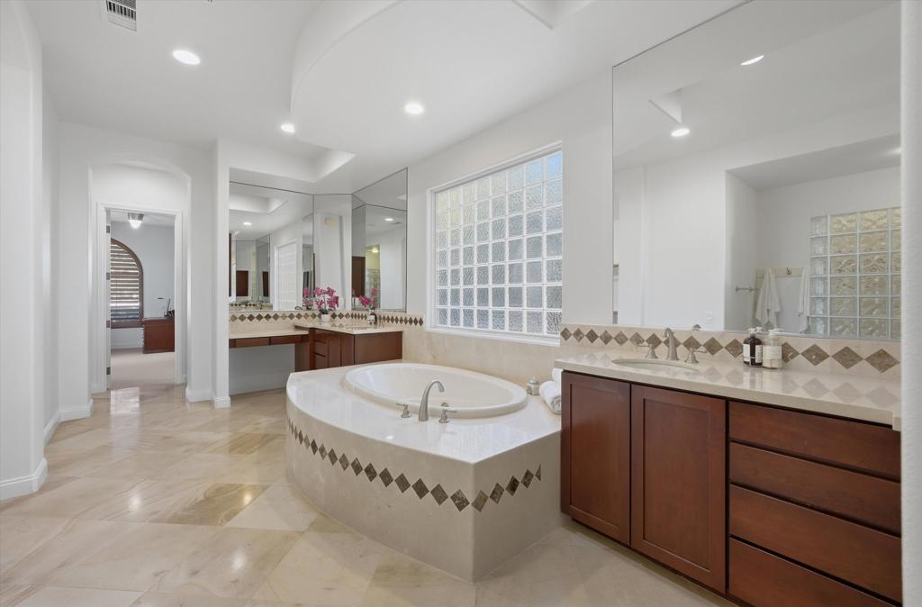 MLS #219135866DA image #22