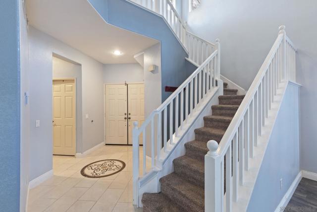 11927 Dapple Way, San Diego CA: https://media.crmls.org/mediaz/fd1b799d-ed23-4aab-a097-425b7f1e1884.jpg