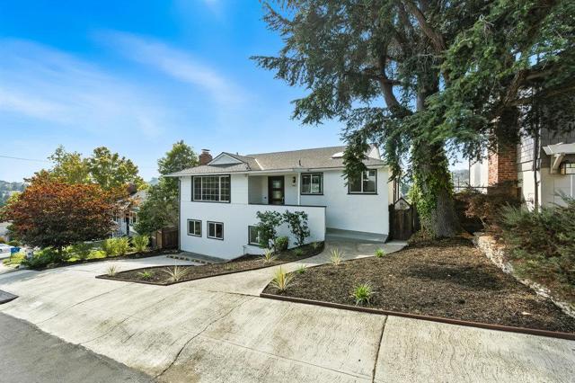 1961 Alden Street, Belmont CA: https://media.crmls.org/mediaz/fd1ce430-6ead-4d5f-af70-294780dd4dee.jpg