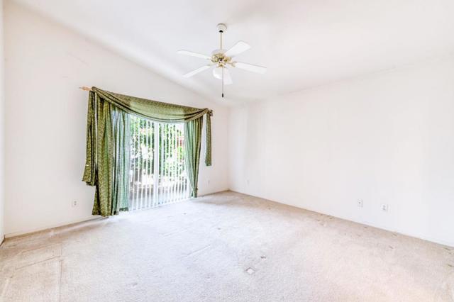 2670 N Katy Avenue, Fresno CA: https://media.crmls.org/mediaz/fd1e6a9b-4b63-404a-a6f8-f617d064ffef.jpg