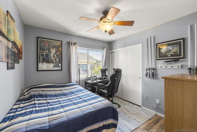 838 Masters Dr, Oceanside CA: https://media.crmls.org/mediaz/fd1fb510-9a1d-4d5b-aefa-7129b07f4bec.jpg