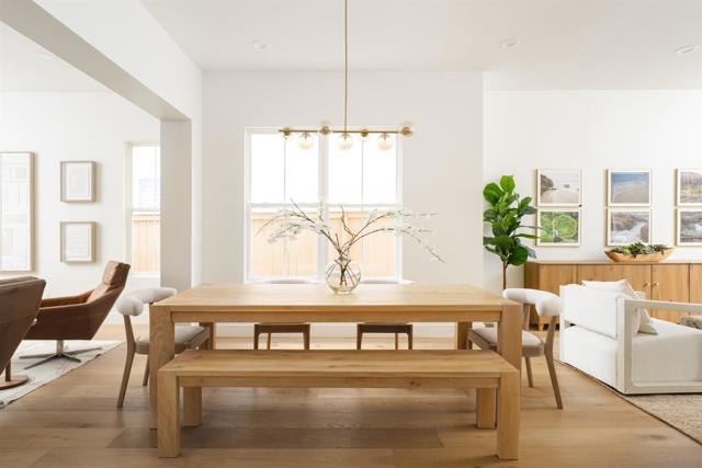 5077 Ashberry, Carlsbad CA: https://media.crmls.org/mediaz/fd20c9a6-3813-4eb0-9922-daf5318ed848.jpg