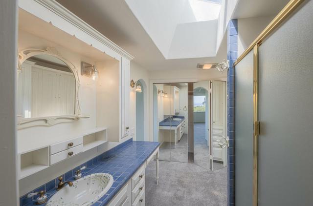 24324 San Juan Road, Carmel CA: https://media.crmls.org/mediaz/fd21e878-9674-47c1-99aa-8773e1cfff11.jpg