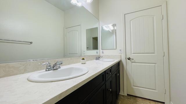 82982 Wheatley Court, Indio CA: https://media.crmls.org/mediaz/fd2211b0-7789-4008-b3aa-dda7e507a762.jpg