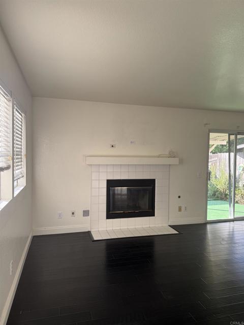 Detail Gallery Image 3 of 8 For 1096 Sumner Pl, El Cajon,  CA 92021 - 3 Beds | 2/1 Baths