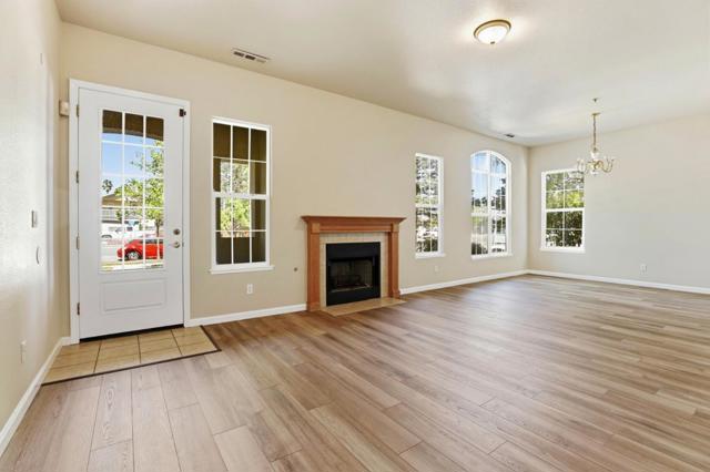 Image 7 of 44 For 631 Elm Avenue