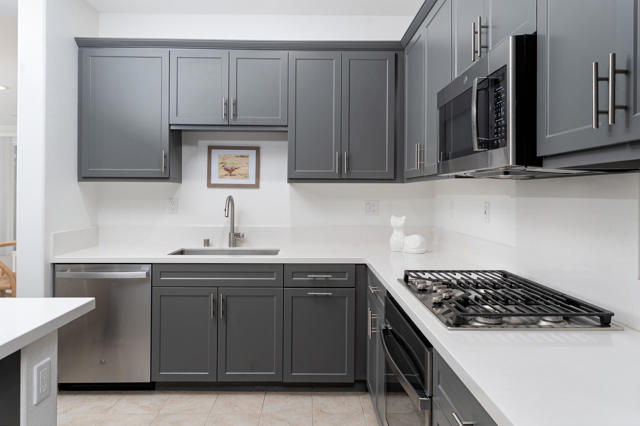 35425 Domani Drive, Palm Desert CA: https://media.crmls.org/mediaz/fd2408c7-7fb6-4266-bfa6-bf9ca647f128.jpg