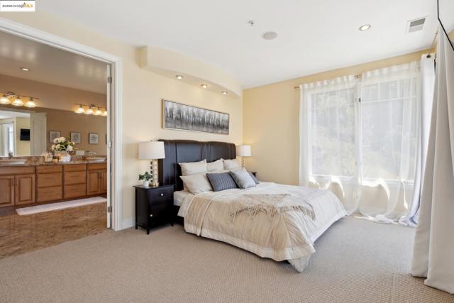 Image 23 of 60 For 1580 Regency Ct
