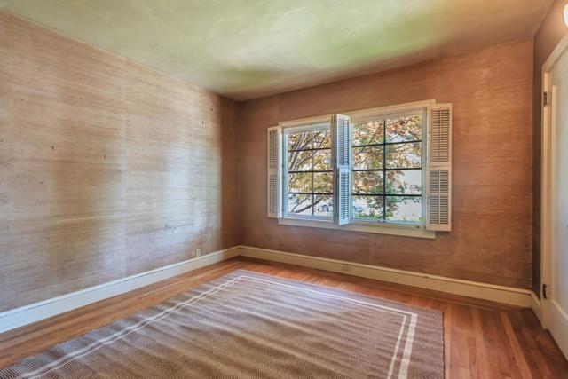 Image 31 of 54 For 1690 Castilleja Avenue