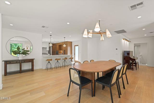624 Camino Cerrado, South Pasadena CA: https://media.crmls.org/mediaz/fd2663e0-4c35-4cb7-adb0-7446321b9508.jpg