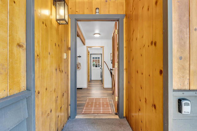 25440 Rim Rock Road, Idyllwild CA: https://media.crmls.org/mediaz/fd27ab0d-199c-42bc-9b02-02095568119e.jpg